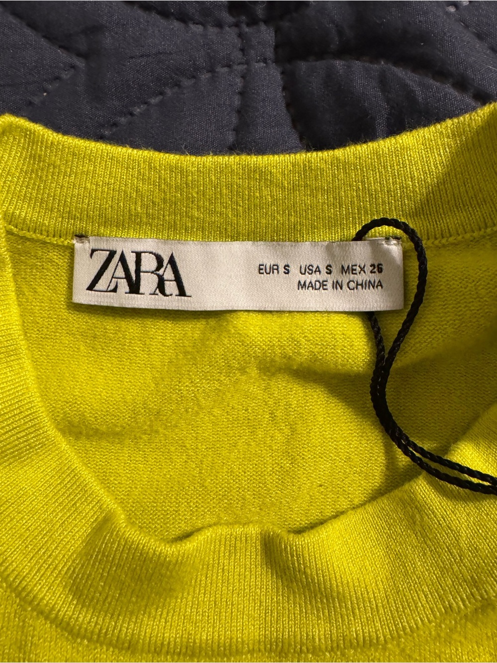 ZARA Men’s Neon Yellow Crewneck Sweater - Bright Lemon